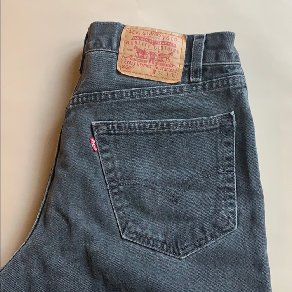 Levi’s 550 high rise mom jeans